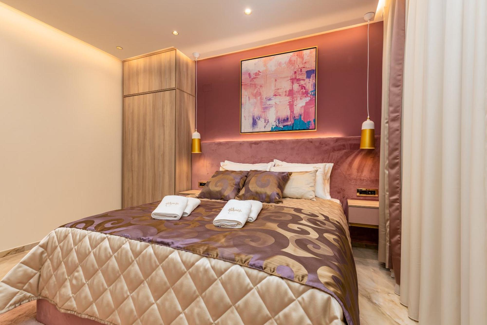 Hotel Vila Hedonija Herceg Novi Esterno foto